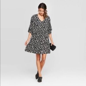 Universal Thread Black and White dress